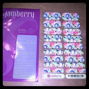 💐 Faded Bouquet - Jamberry nails 💐♥️